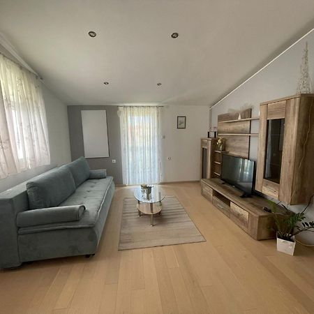 Apartments Meri Vodice Eksteriør billede
