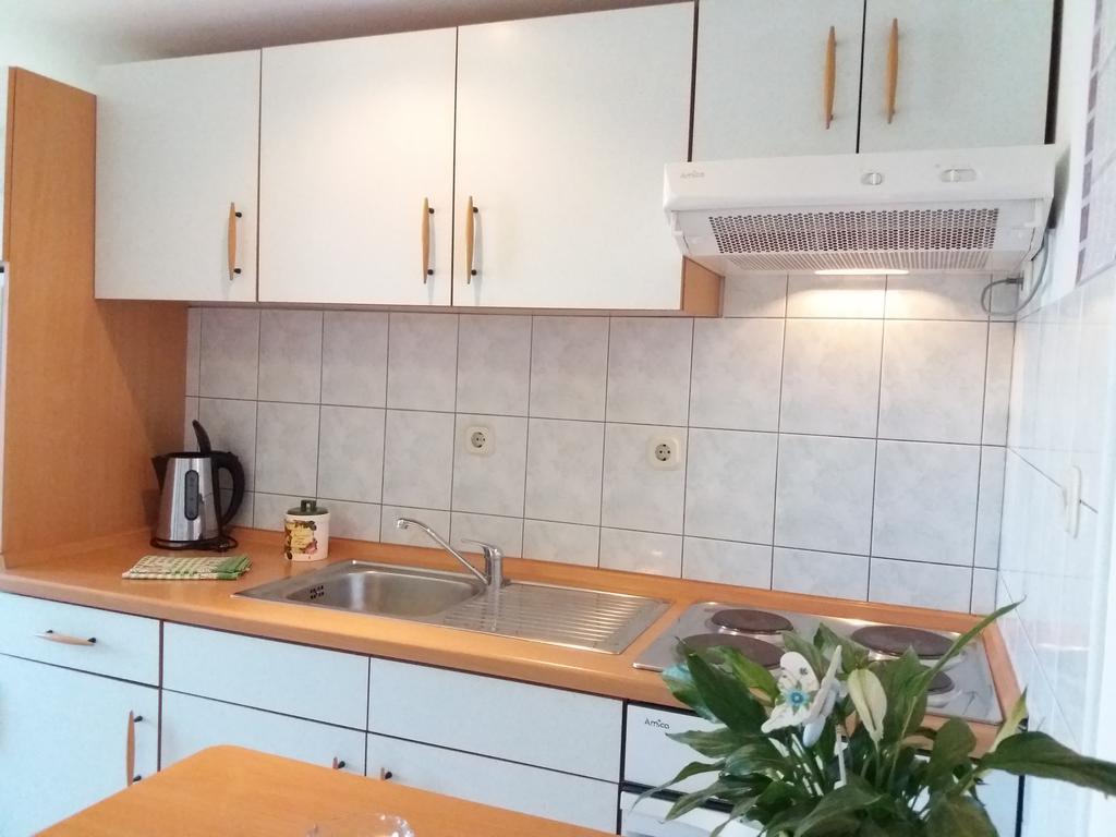 Apartments Meri Vodice Eksteriør billede