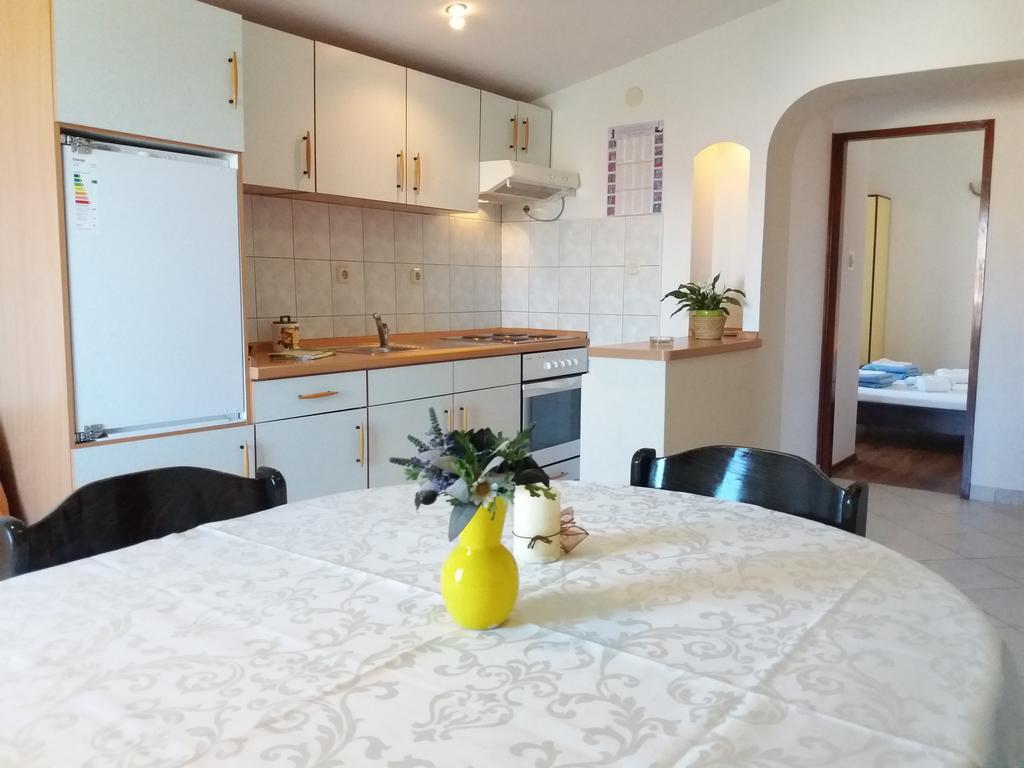 Apartments Meri Vodice Eksteriør billede