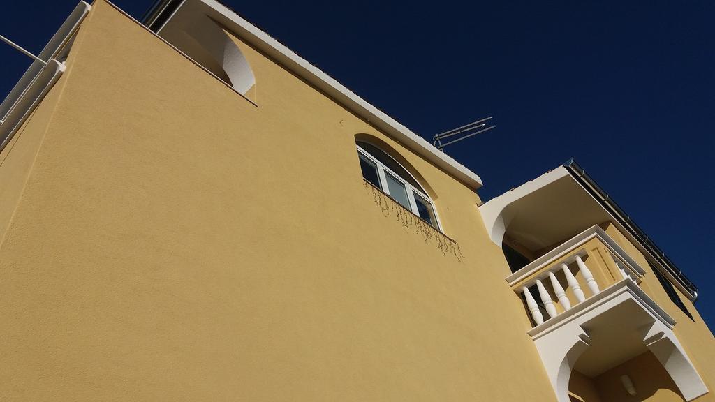 Apartments Meri Vodice Eksteriør billede