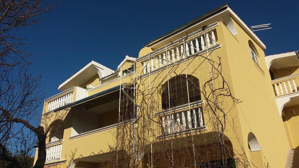 Apartments Meri Vodice Eksteriør billede