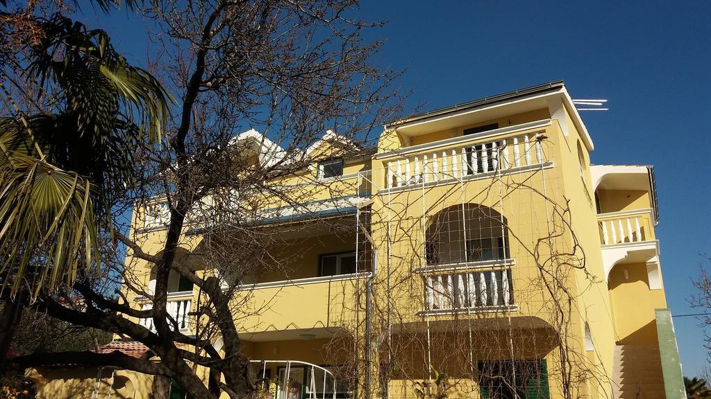 Apartments Meri Vodice Eksteriør billede