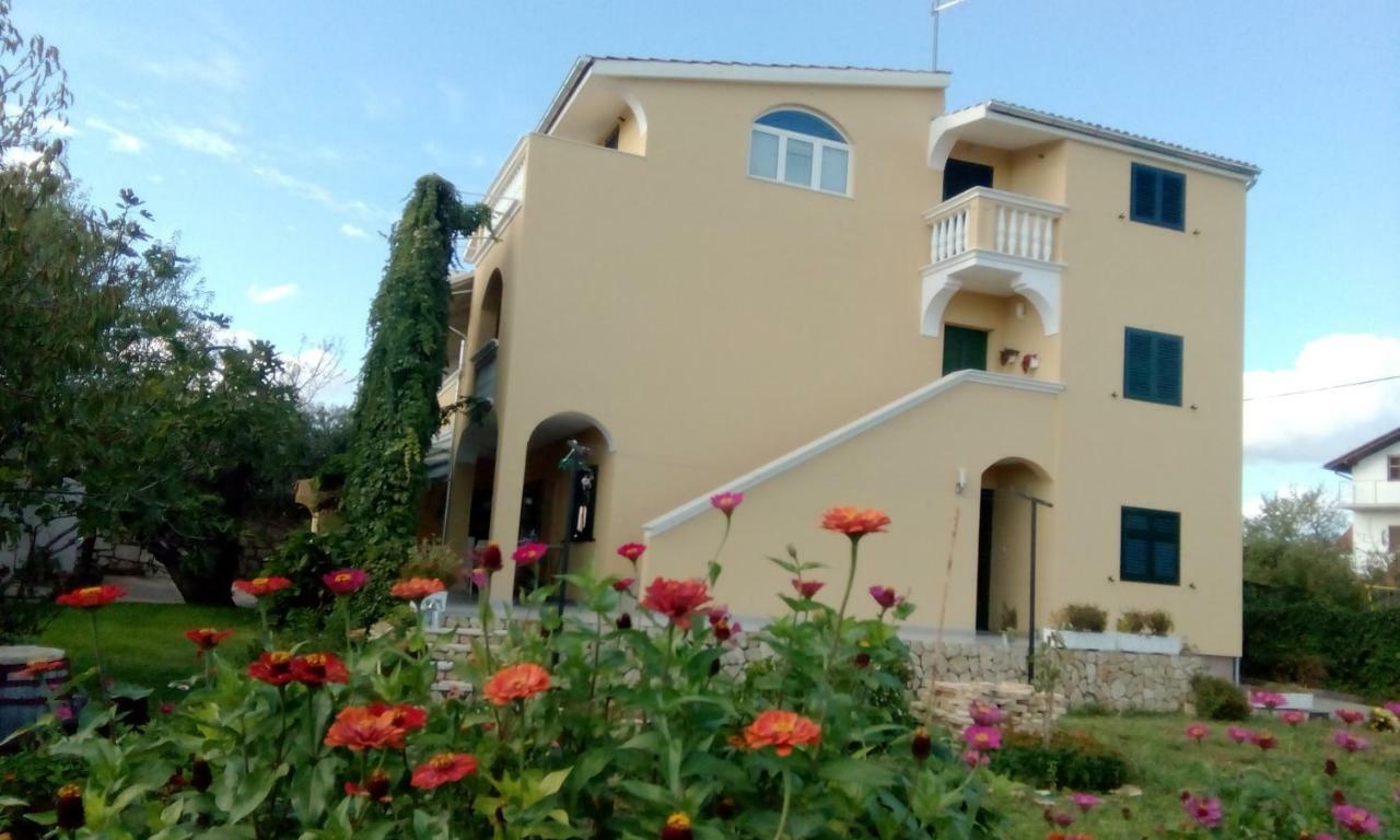 Apartments Meri Vodice Eksteriør billede