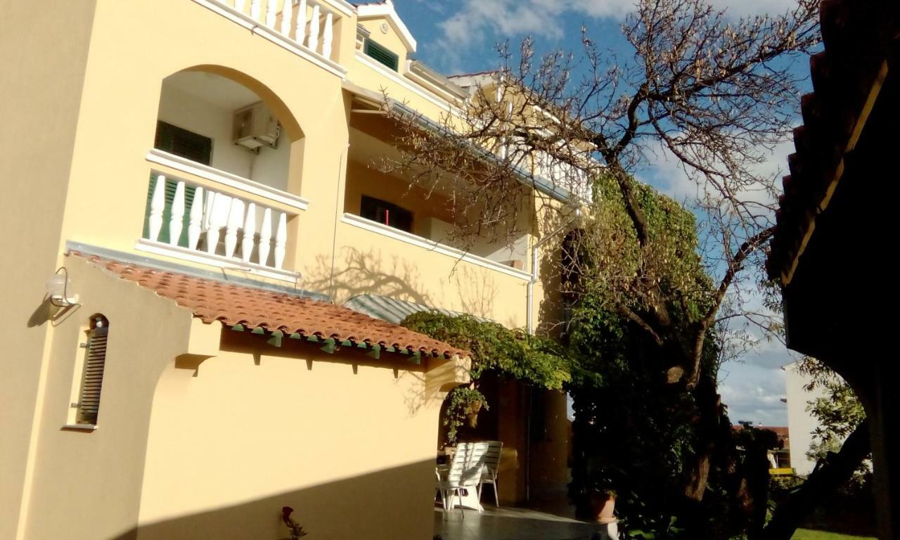 Apartments Meri Vodice Eksteriør billede