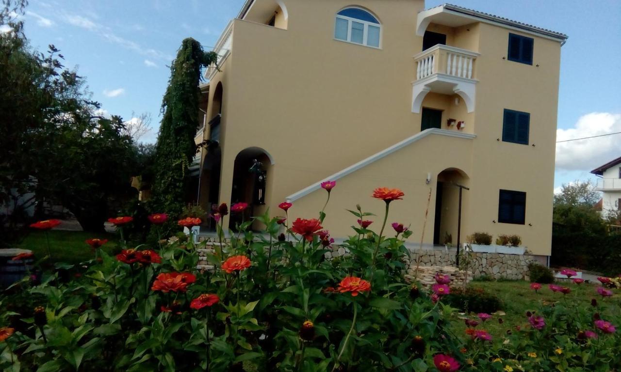 Apartments Meri Vodice Eksteriør billede