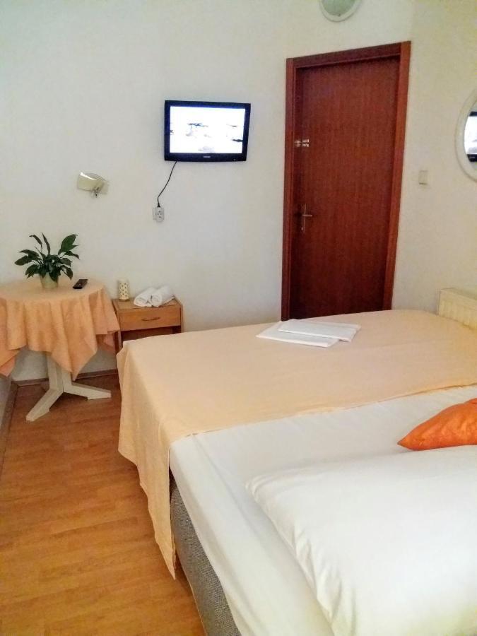 Apartments Meri Vodice Eksteriør billede
